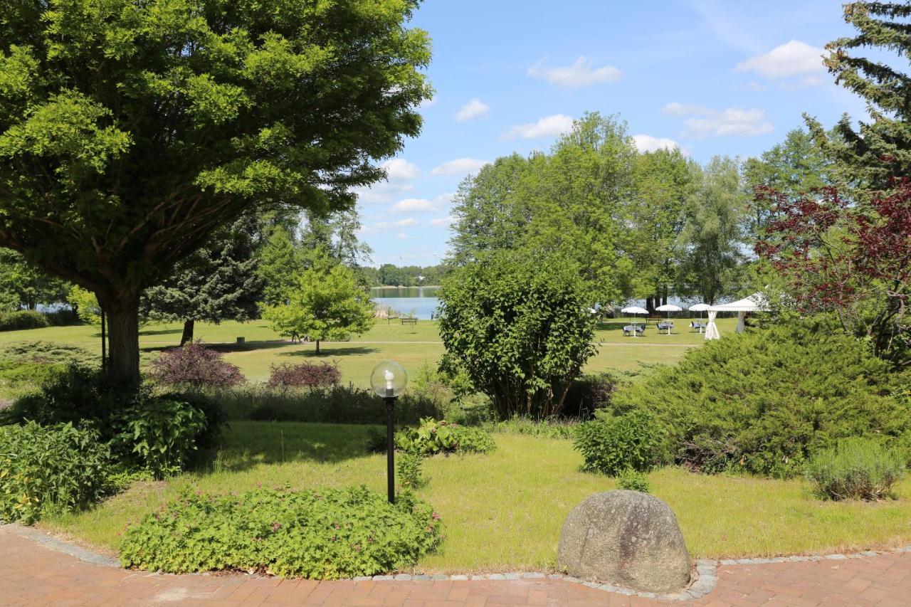 Seepark Hotel Am Wandlitzsee Exterior photo