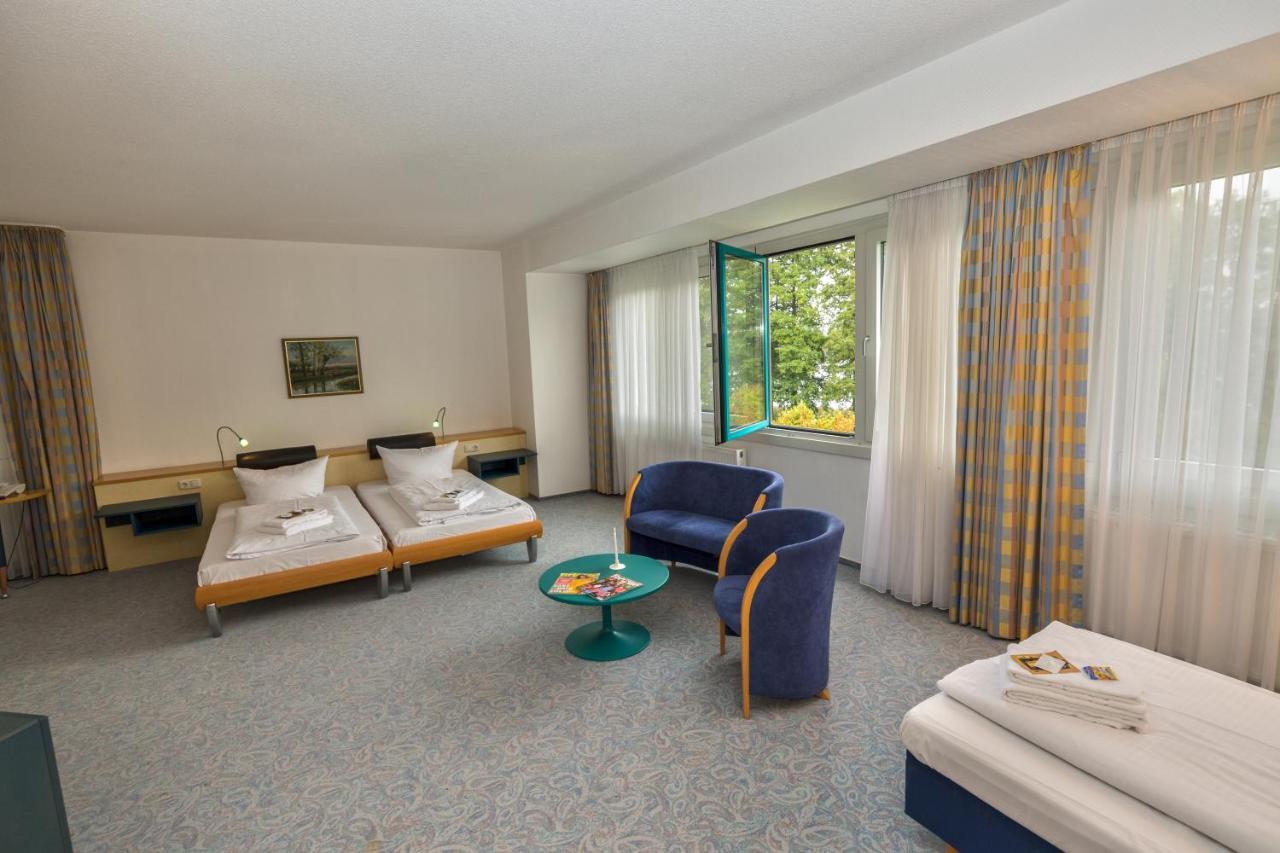 Seepark Hotel Am Wandlitzsee Exterior photo