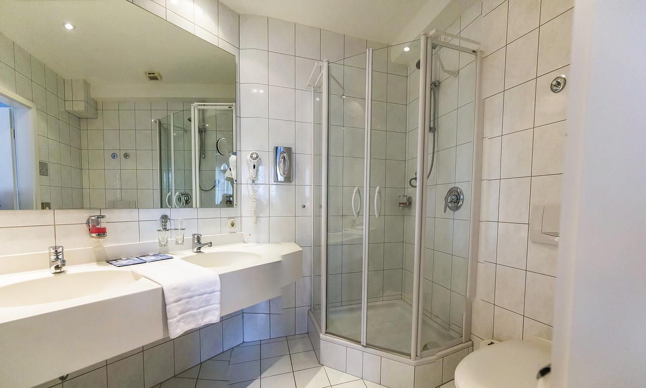 Seepark Hotel Am Wandlitzsee Exterior photo